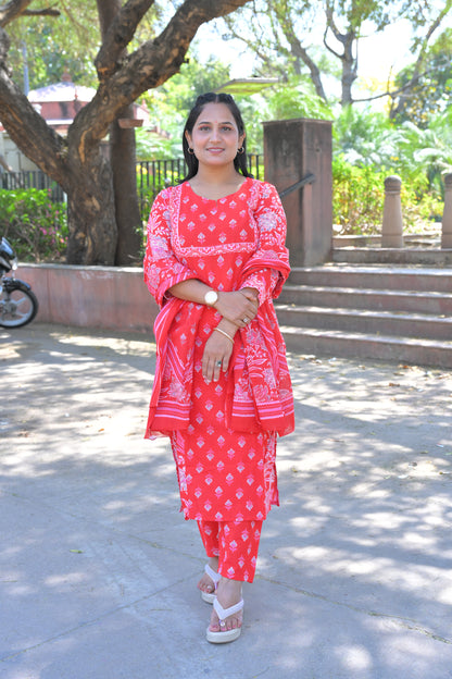 Pure Fine Cotton Fabric Kurti With Pant