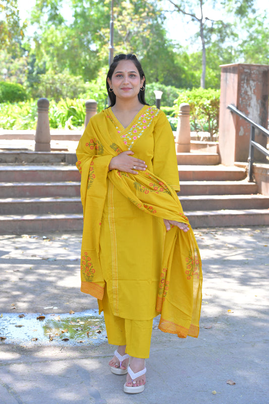 Pure Fine Cotton Fabric Embroidery Work Kurti With Pant