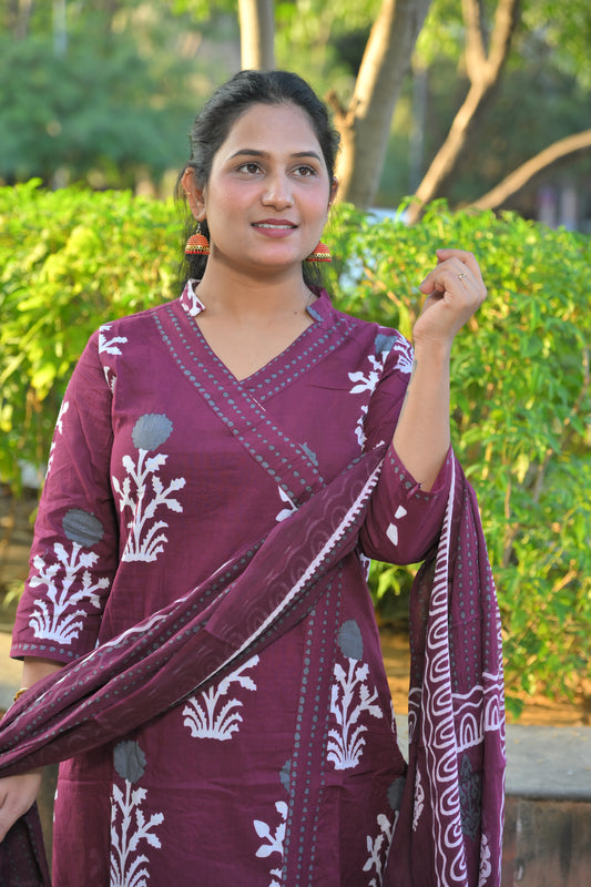 Angrakha Style Kurta Set Magenta