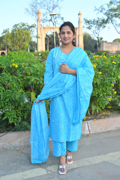 Bhandani Print Sky Blue Kurta Set With Embroidery