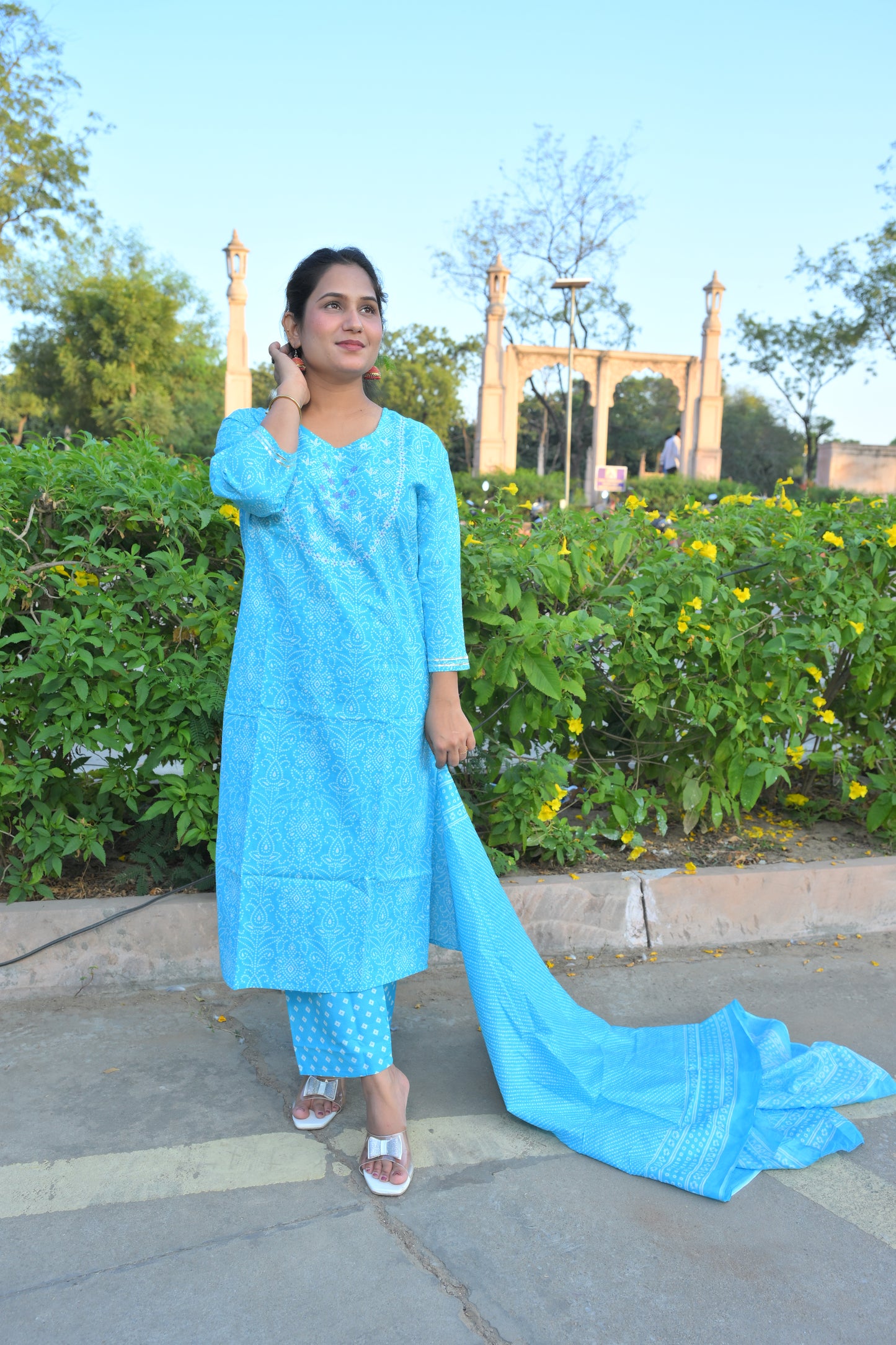 Bhandani Print Sky Blue Kurta Set With Embroidery