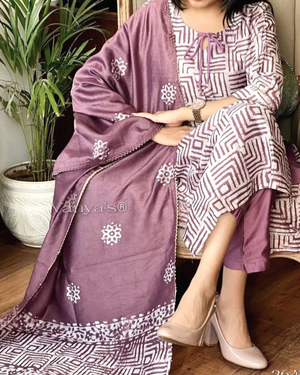 Procin Print with Ghota Lace Work Kurta